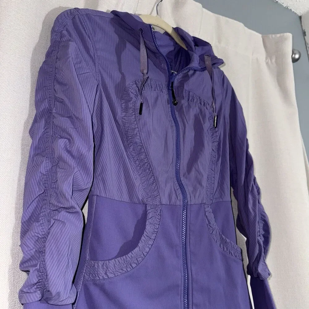 Lululemon Reversible Dance Studio Jacket Purple Thumbhole Hooded Women’s Size 6